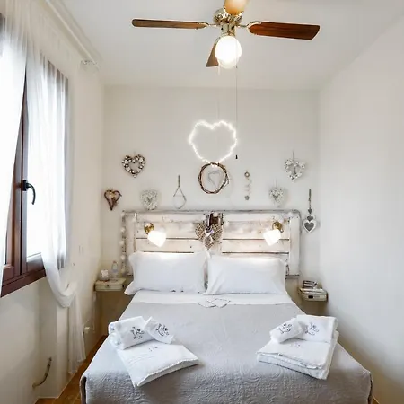 With 3 Bedrooms In San Clemente With Enclosed Garden And Wifi 10 Km From The Beach